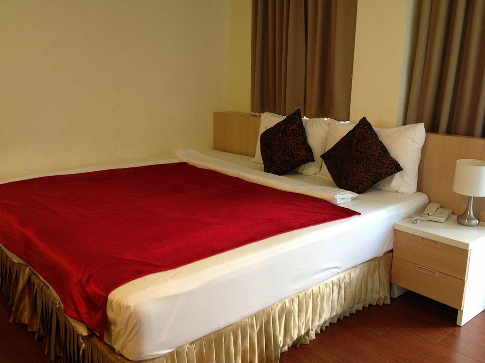 Lido Millennium Hotel กรุงเทพมหานคร ภายนอก รูปภาพ