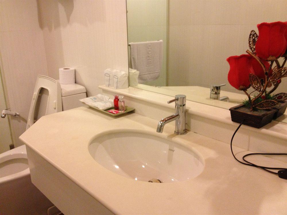 Lido Millennium Hotel กรุงเทพมหานคร ภายนอก รูปภาพ